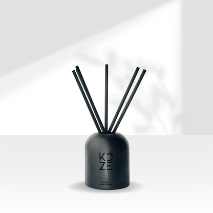 BLACK LEATHER REED DIFFUSER