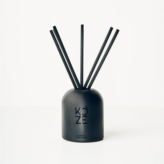 BLACK LEATHER REED DIFFUSER